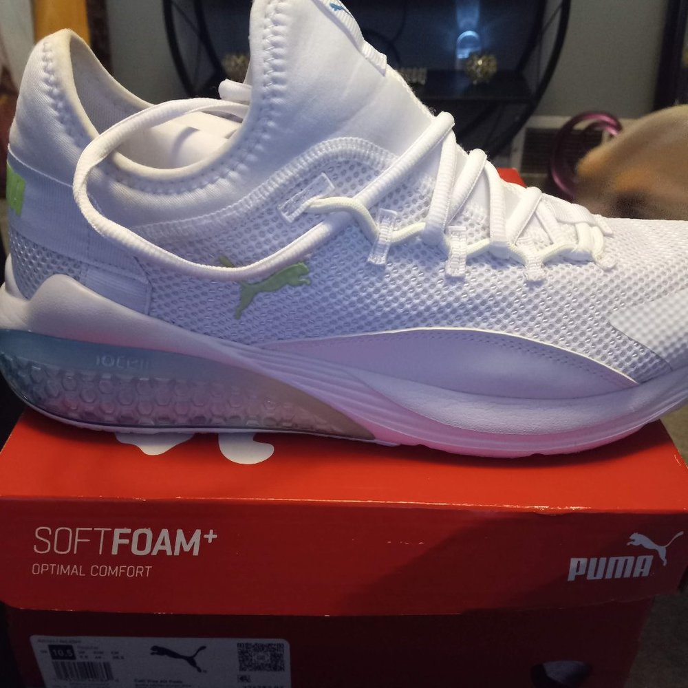 PUMA TENNIS SHOES